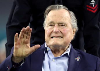 George H.W. Bush - Foto: REUTERS/Adrees Latif/File Photo