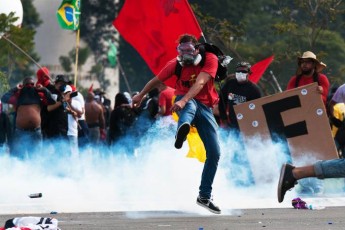 manifestacao-contra-temer-brasilia-20170524-022