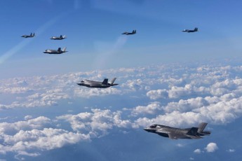 Caças americanos: Coreia do Norte se opõe fortemente aos exercícios militares e os vê como uma preparação para uma invasão (Republic of Korea Air Force/Reuters)