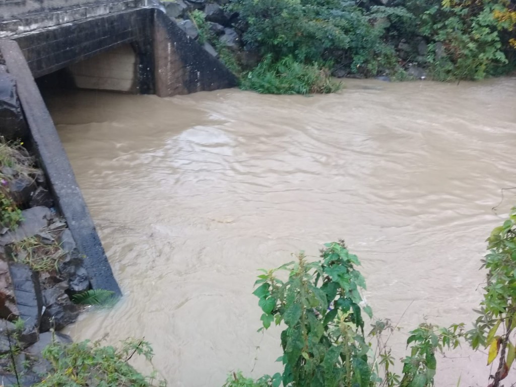 Rio da Lança - Próximo Praça Miguel Bielecki